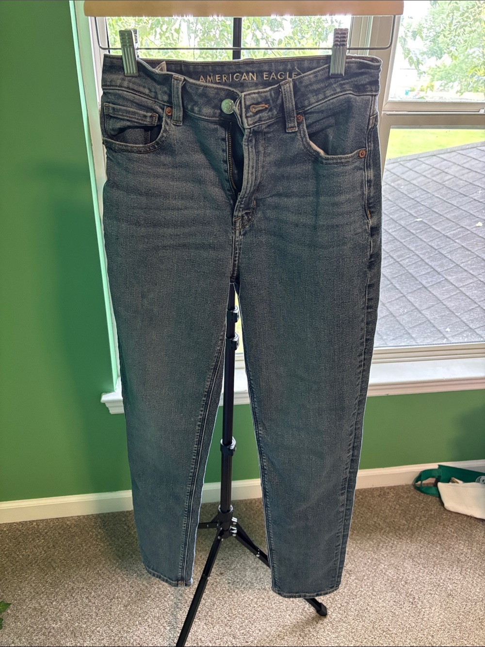 American Eagle Women’s Size 2 Long Stretch Skinny Jeans Medium Wash